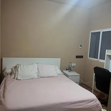 Con Bano En El Centro De Homestay Cadiz